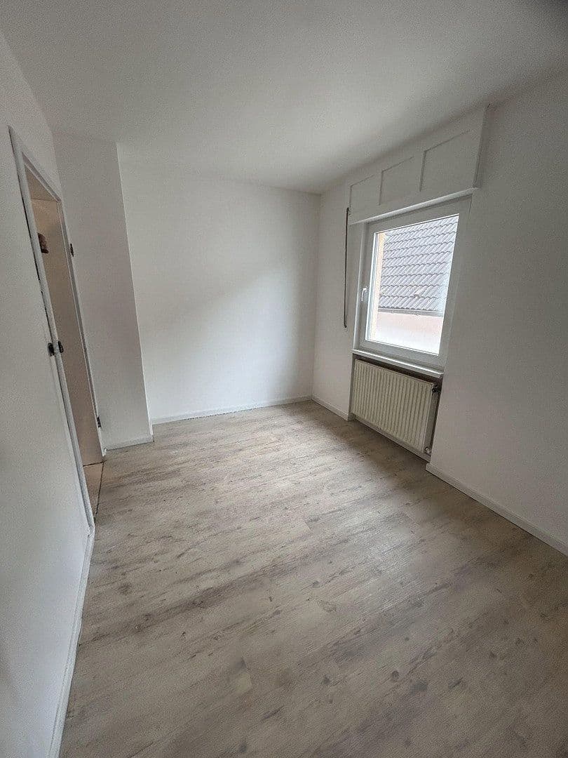Pronájem bytu 7+1 170 m², Pfungstadt, Hessen Pronájem bytu 7+1 170 m², Pfungstadt, Hessen