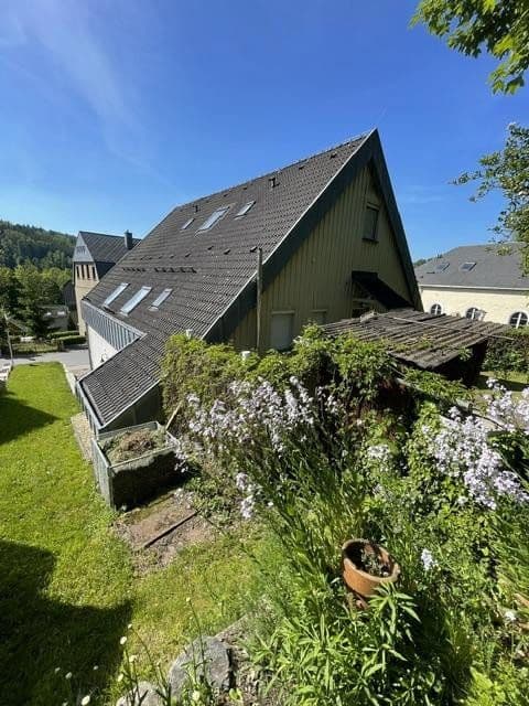 Prodej domu 340 m², pozemek 617 m², Burkhardtsdorf, Sasko Prodej domu 340 m², pozemek 617 m², Burkhardtsdorf, Sasko
