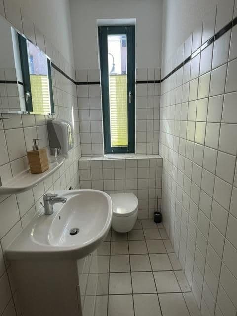 Prodej domu 340 m², pozemek 617 m², Burkhardtsdorf, Sasko Prodej domu 340 m², pozemek 617 m², Burkhardtsdorf, Sasko