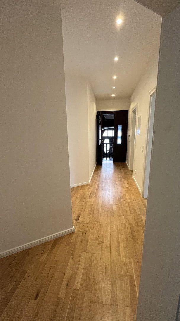 Pronájem bytu 2+1 56 m², Lutherstraße 24, Leipzig, Sasko Pronájem bytu 2+1 56 m², Lutherstraße 24, Leipzig, Sasko