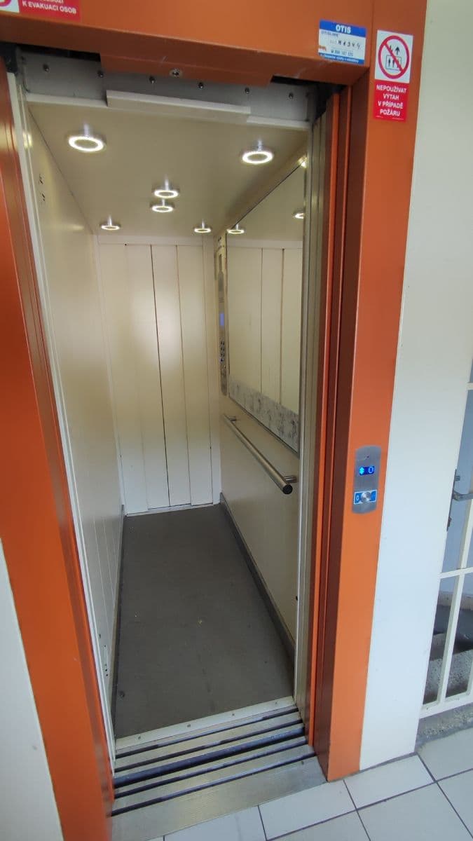 Prodej bytu 3+kk 68 m², Arbesova, Ostrava, Moravskoslezský kraj Prodej bytu 3+kk 68 m², Arbesova, Ostrava, Moravskoslezský kraj