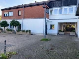 Pronájem bytu 3+1 89 m², Barrensteinstrasse 4-6, Nörvenich, Severní Porýní-Vestfálsko Pronájem bytu 3+1 89 m², Barrensteinstrasse 4-6, Nörvenich, Severní Porýní-Vestfálsko