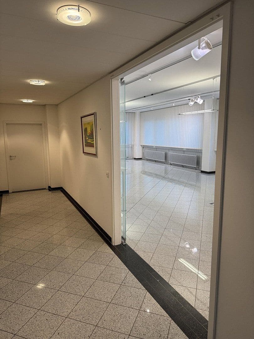 Pronájem kanceláře 210 m², Bürgermeister Graf Ring, Geretsried, Gelting, Bavorsko Pronájem kanceláře 210 m², Bürgermeister Graf Ring, Geretsried, Gelting, Bavorsko