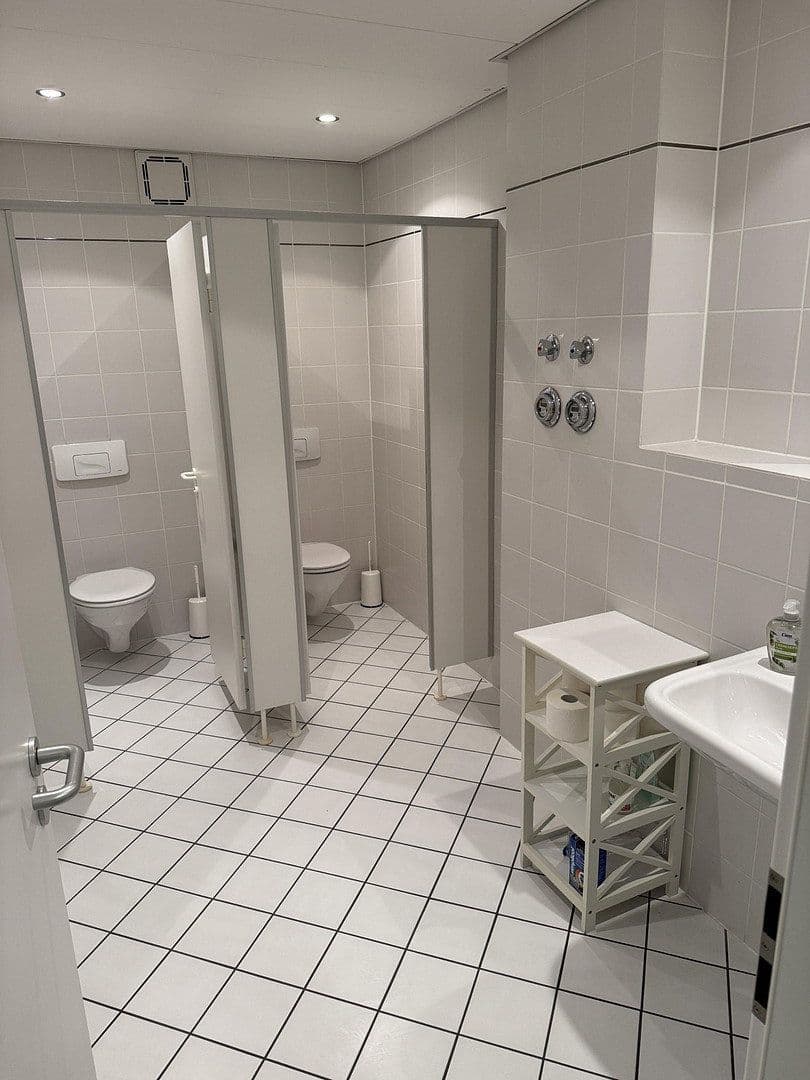 Pronájem kanceláře 210 m², Bürgermeister Graf Ring, Geretsried, Gelting, Bavorsko Pronájem kanceláře 210 m², Bürgermeister Graf Ring, Geretsried, Gelting, Bavorsko
