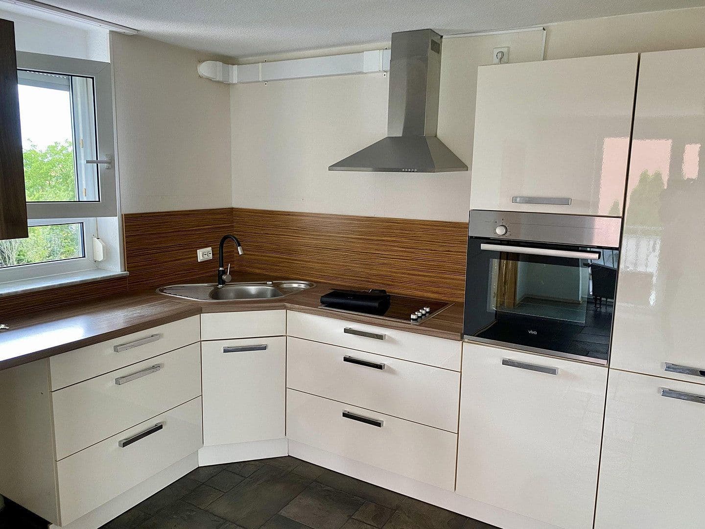 Prodej bytu 3+kk 91 m², Im Löwengarten 14, Pfedelbach, Bádensko-Württembersko Prodej bytu 3+kk 91 m², Im Löwengarten 14, Pfedelbach, Bádensko-Württembersko