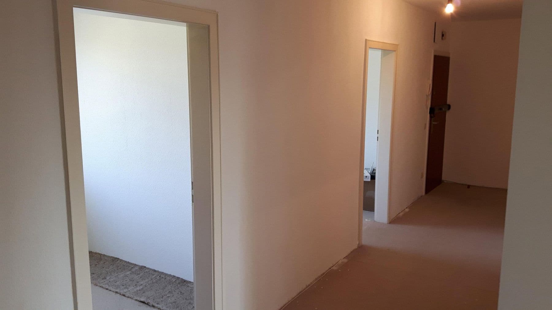 Prodej bytu 4+1 93 m², Hamburg, Hamburg Prodej bytu 4+1 93 m², Hamburg, Hamburg
