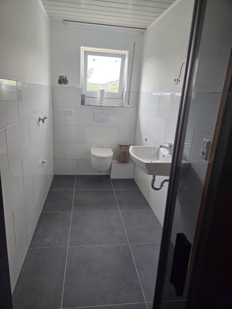 Pronájem bytu 4+1 110 m², Steigstraße 3, Thüngersheim, Bavorsko Pronájem bytu 4+1 110 m², Steigstraße 3, Thüngersheim, Bavorsko