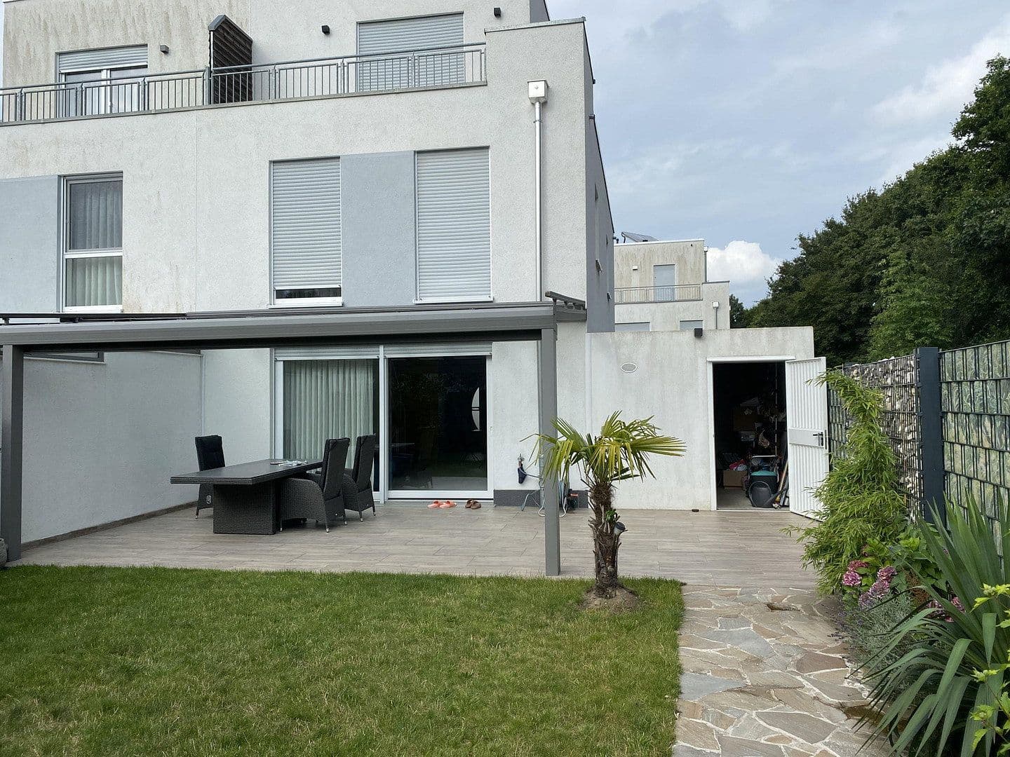 Prodej domu 142 m², pozemek 246 m², Krefeld, Severní Porýní-Vestfálsko Prodej domu 142 m², pozemek 246 m², Krefeld, Severní Porýní-Vestfálsko