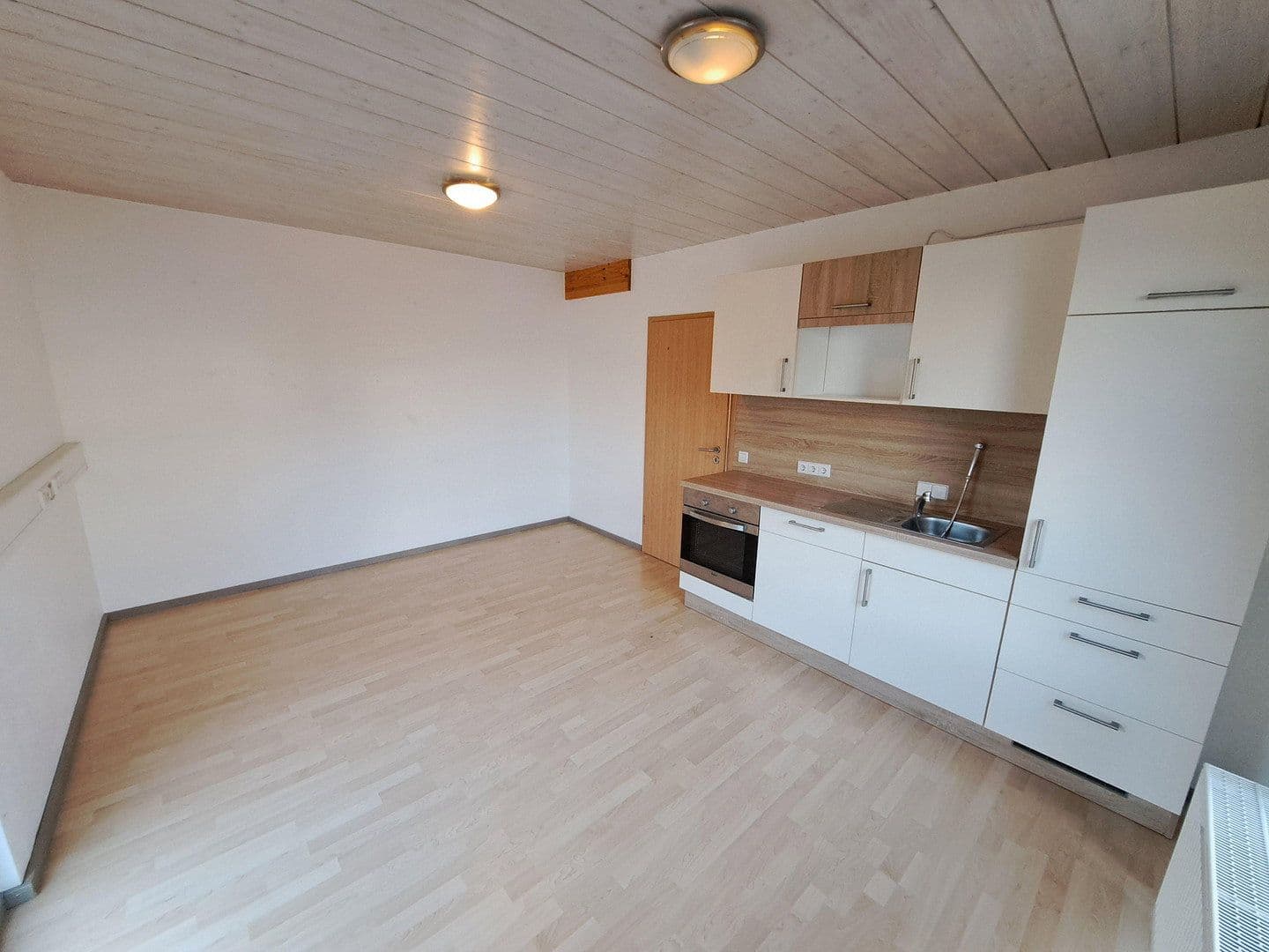 Pronájem kanceláře 120 m², Wagnerstr. 25, Durmersheim, Bádensko-Württembersko Pronájem kanceláře 120 m², Wagnerstr. 25, Durmersheim, Bádensko-Württembersko
