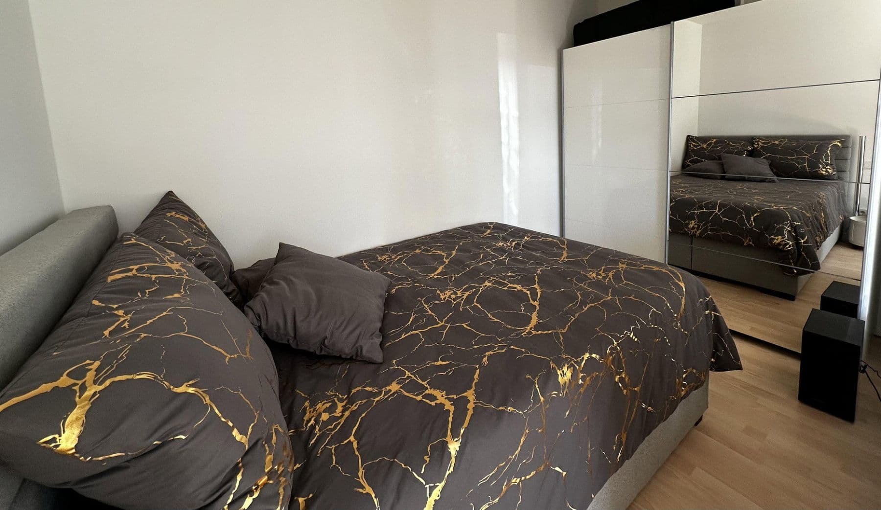 Pronájem bytu 1+1 59 m², Bremen, Bremen Pronájem bytu 1+1 59 m², Bremen, Bremen