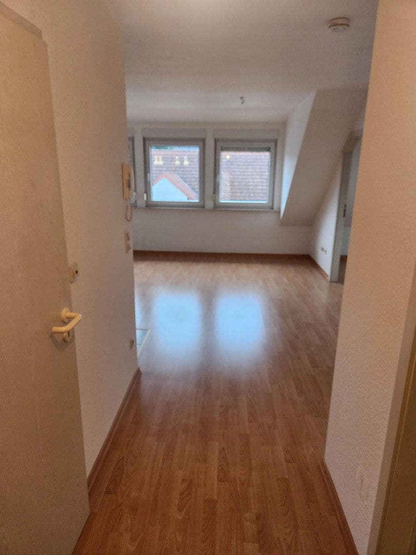 Pronájem bytu 2+1 42 m², Hauptstraße 62, Mühlhausen, Bádensko-Württembersko Pronájem bytu 2+1 42 m², Hauptstraße 62, Mühlhausen, Bádensko-Württembersko