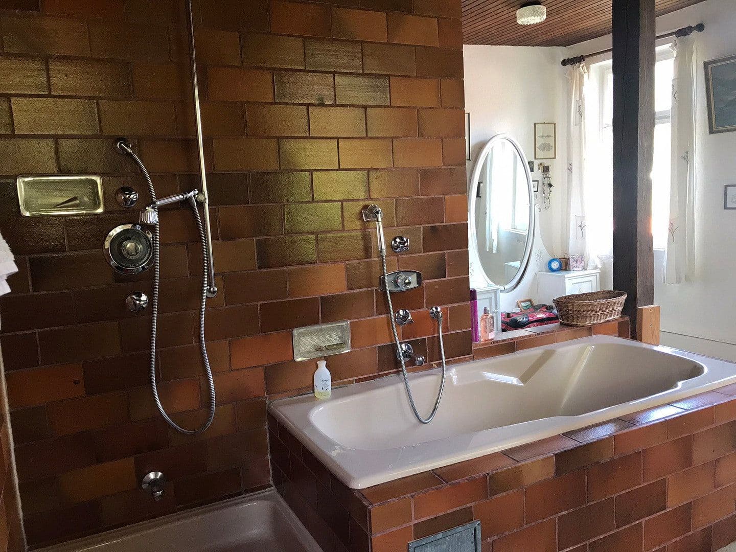 Prodej domu 240 m², pozemek 744 m², Biebergemünd, Hessen Prodej domu 240 m², pozemek 744 m², Biebergemünd, Hessen