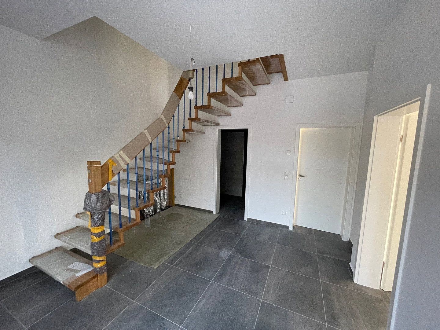 Pronájem domu 139 m², pozemek 500 m², Ribbesbüttel, Dolní Sasko Pronájem domu 139 m², pozemek 500 m², Ribbesbüttel, Dolní Sasko