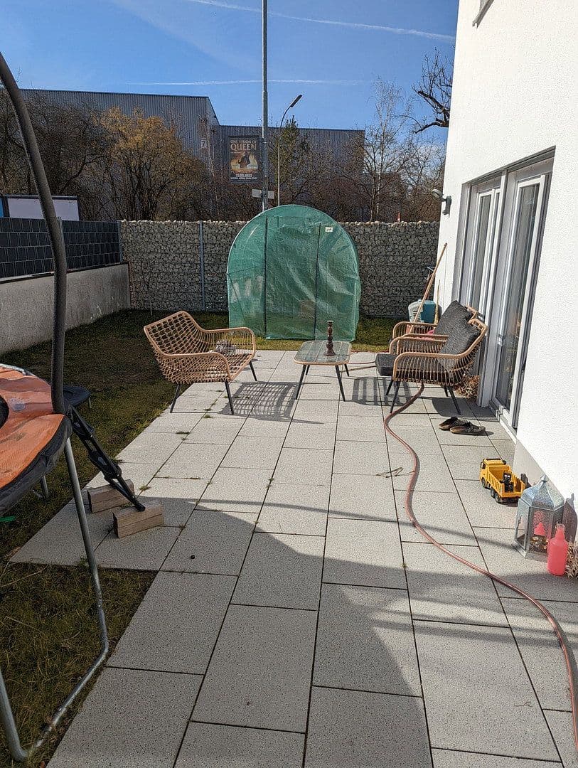 Pronájem domu 142 m², pozemek 285 m², Asamstr. 44, Ingolstadt, Bavorsko Pronájem domu 142 m², pozemek 285 m², Asamstr. 44, Ingolstadt, Bavorsko