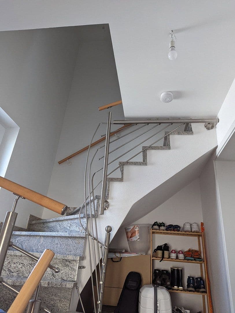 Pronájem domu 142 m², pozemek 285 m², Asamstr. 44, Ingolstadt, Bavorsko Pronájem domu 142 m², pozemek 285 m², Asamstr. 44, Ingolstadt, Bavorsko