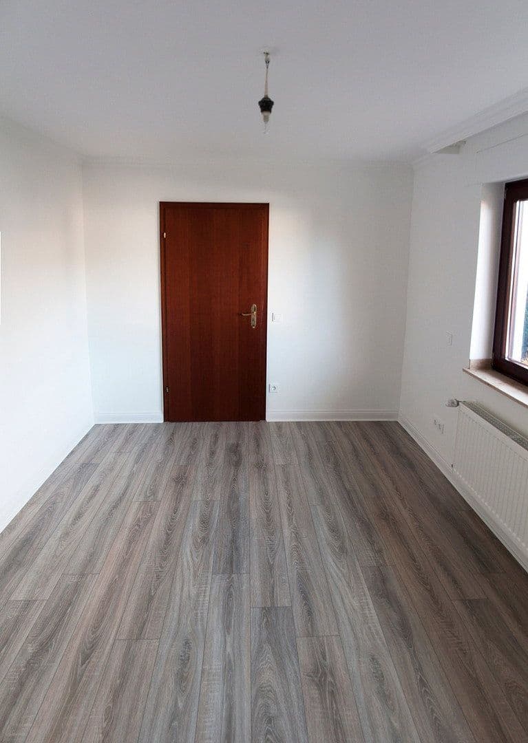Pronájem bytu 3+1 87 m², Rösrath, Severní Porýní-Vestfálsko Pronájem bytu 3+1 87 m², Rösrath, Severní Porýní-Vestfálsko