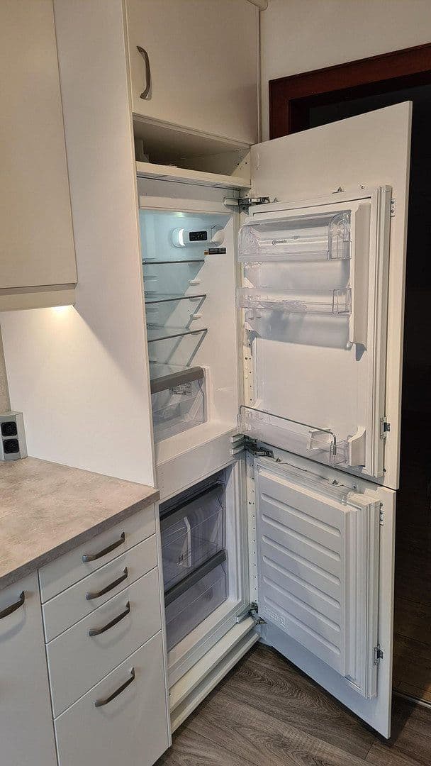 Pronájem bytu 3+1 87 m², Rösrath, Severní Porýní-Vestfálsko Pronájem bytu 3+1 87 m², Rösrath, Severní Porýní-Vestfálsko