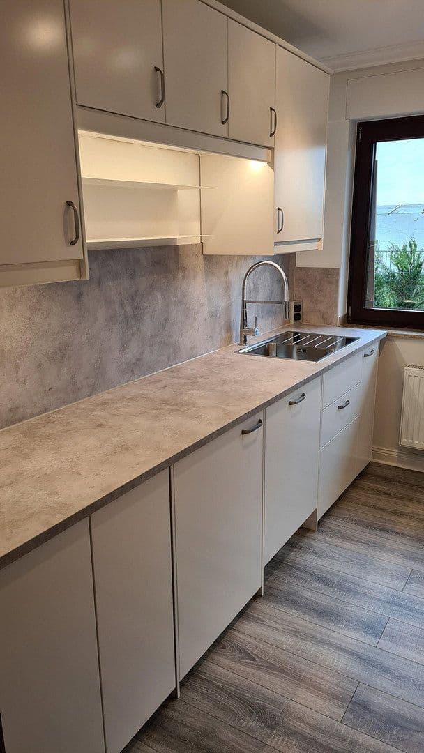 Pronájem bytu 3+1 87 m², Rösrath, Severní Porýní-Vestfálsko Pronájem bytu 3+1 87 m², Rösrath, Severní Porýní-Vestfálsko