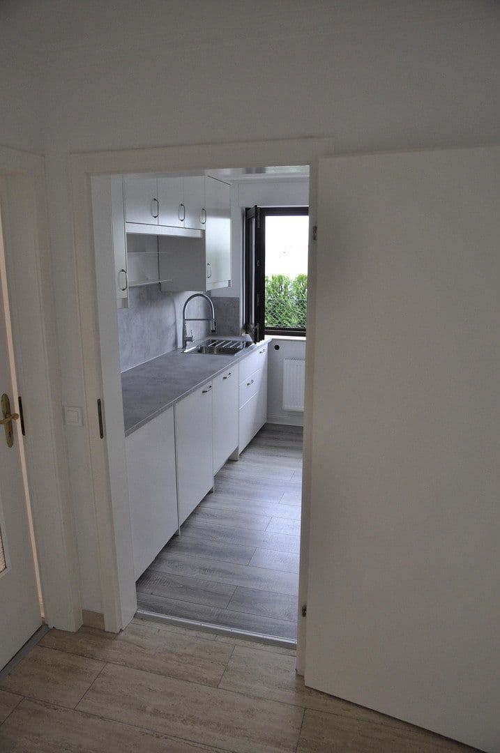 Pronájem bytu 3+1 87 m², Rösrath, Severní Porýní-Vestfálsko Pronájem bytu 3+1 87 m², Rösrath, Severní Porýní-Vestfálsko