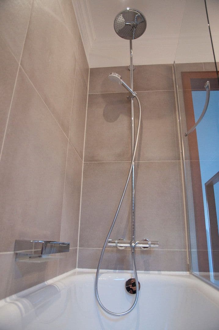 Pronájem bytu 3+1 87 m², Rösrath, Severní Porýní-Vestfálsko Pronájem bytu 3+1 87 m², Rösrath, Severní Porýní-Vestfálsko
