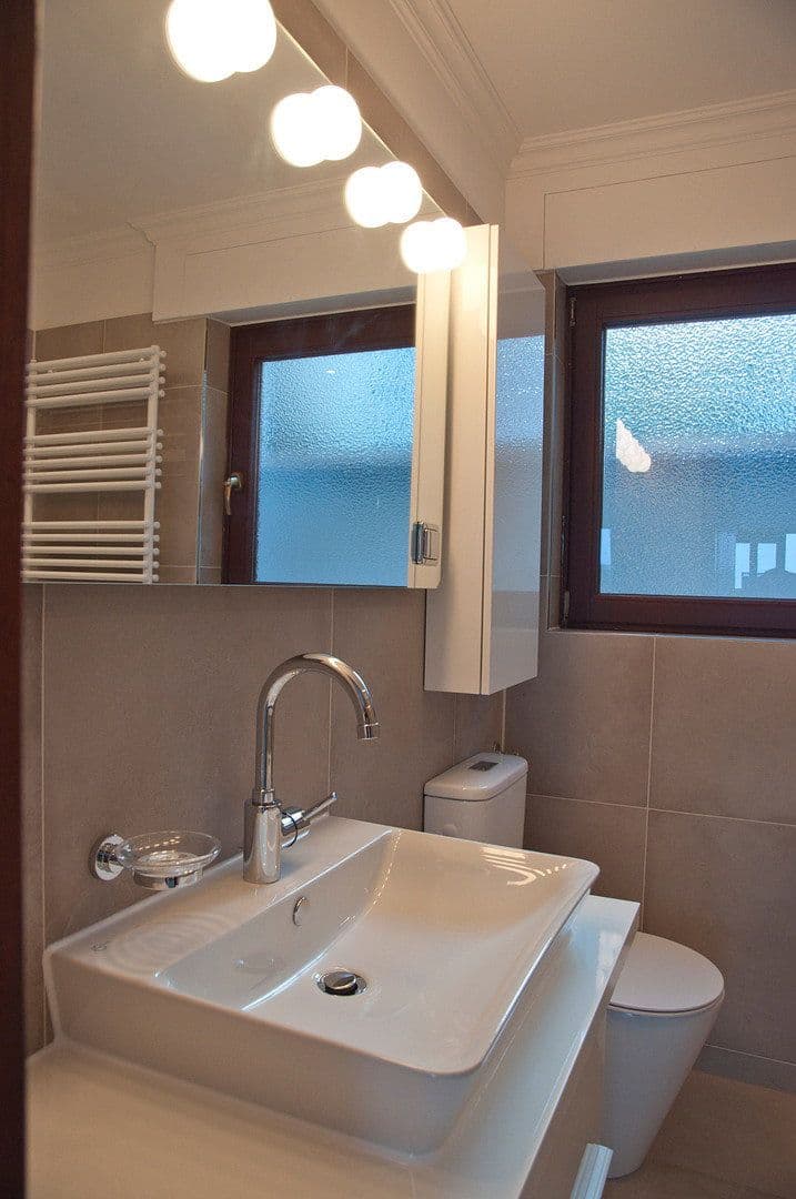 Pronájem bytu 3+1 87 m², Rösrath, Severní Porýní-Vestfálsko Pronájem bytu 3+1 87 m², Rösrath, Severní Porýní-Vestfálsko