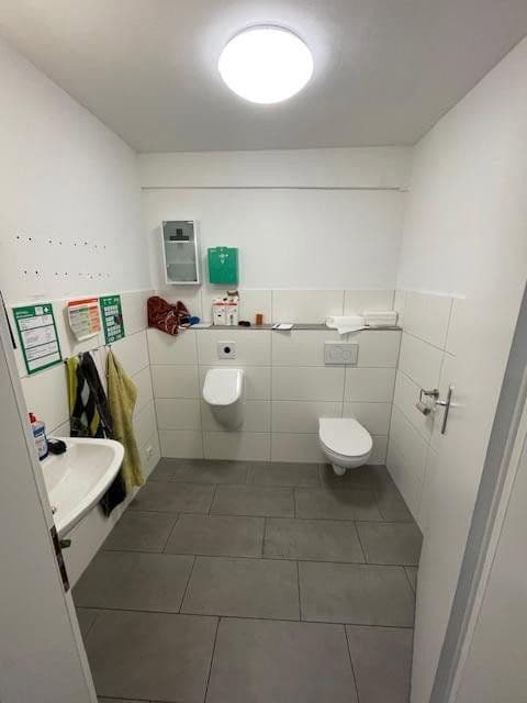Pronájem nebytového prostoru 1.500 m², Braunschweiger Heerstr. 57, Celle, Dolní Sasko Pronájem nebytového prostoru 1.500 m², Braunschweiger Heerstr. 57, Celle, Dolní Sasko