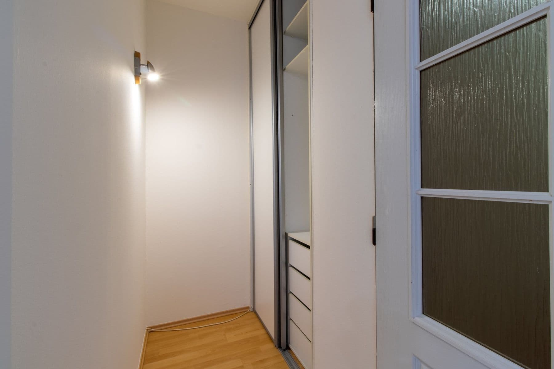 Pronájem bytu 2+kk 35 m², Hlivická, Praha, Praha Pronájem bytu 2+kk 35 m², Hlivická, Praha, Praha