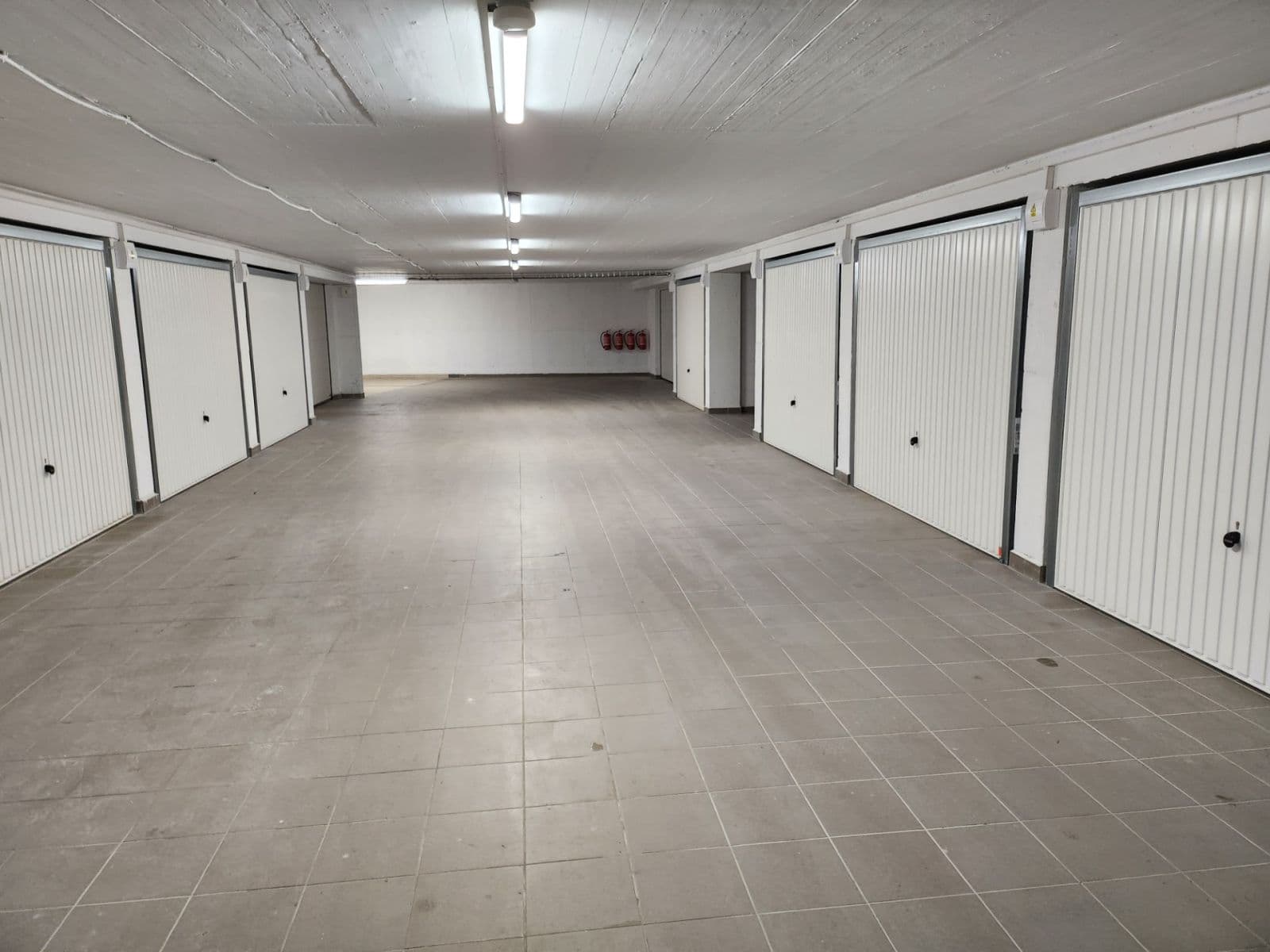Pronájem garáže 18 m², Zeyerova, Písek, Jihočeský kraj Pronájem garáže 18 m², Zeyerova, Písek, Jihočeský kraj