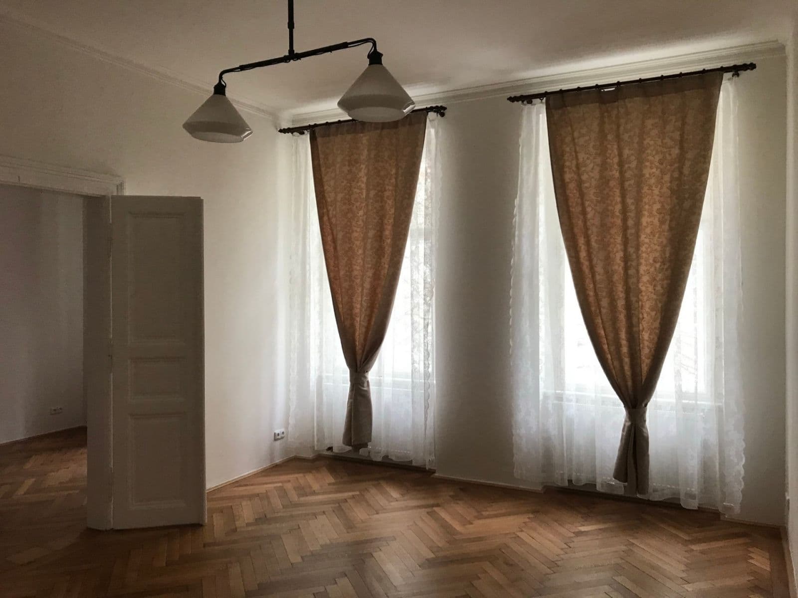 Pronájem bytu 3+1 80 m², Uruguayská, Praha, Praha Pronájem bytu 3+1 80 m², Uruguayská, Praha, Praha
