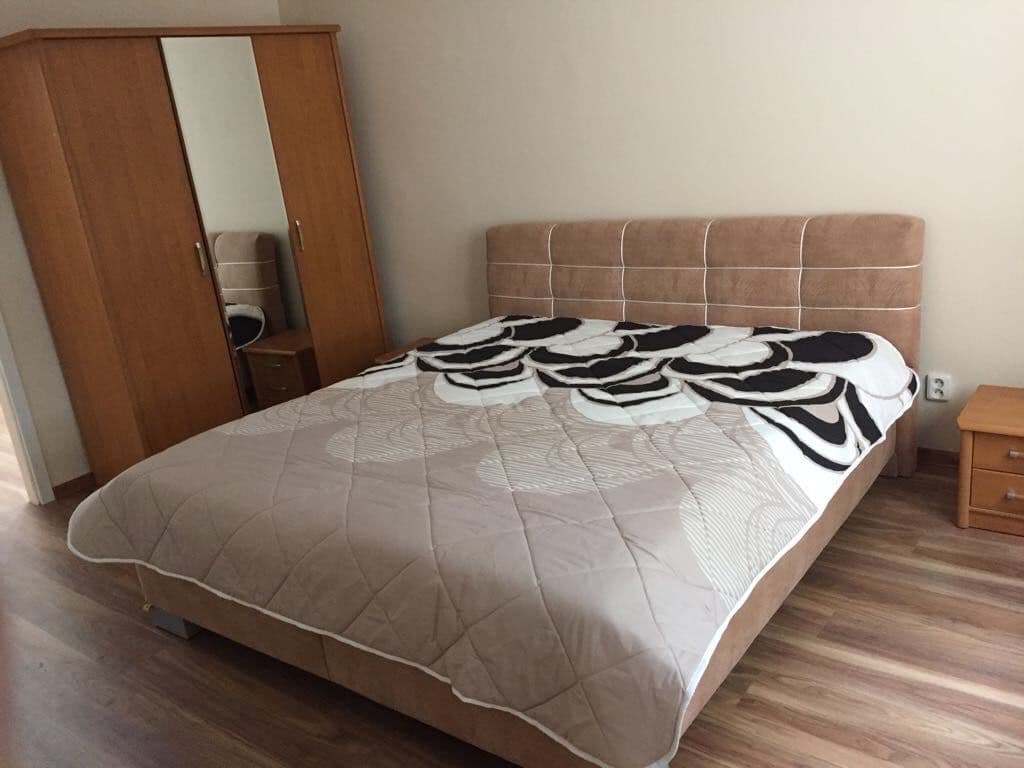 Pronájem bytu 4+1 100 m², Rajská, Bratislava - mestská časť Staré Mesto, Bratislavský kraj Pronájem bytu 4+1 100 m², Rajská, Bratislava - mestská časť Staré Mesto, Bratislavský kraj