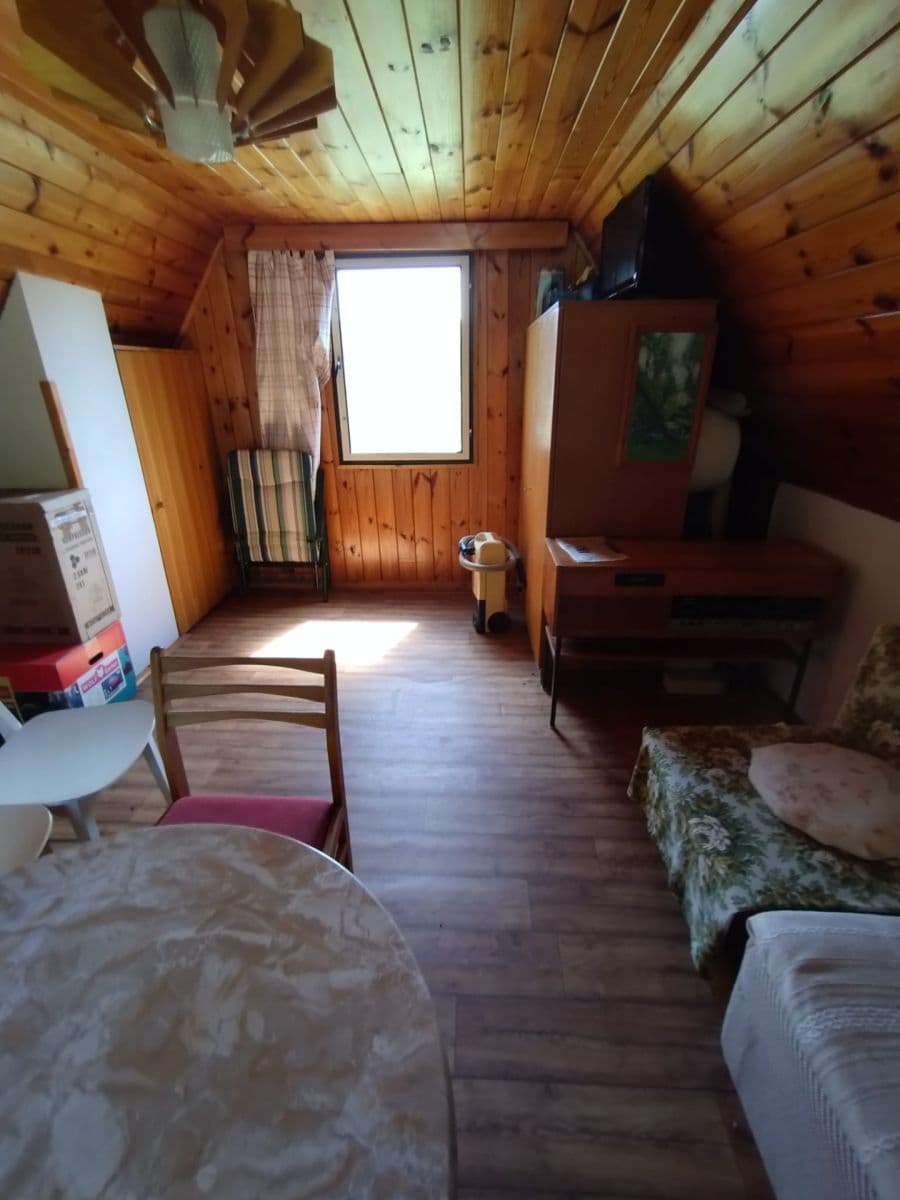 Prodej chaty, chalupy 16 m², pozemek 400 m², Chlum u Třeboně, Jihočeský kraj Prodej chaty, chalupy 16 m², pozemek 400 m², Chlum u Třeboně, Jihočeský kraj