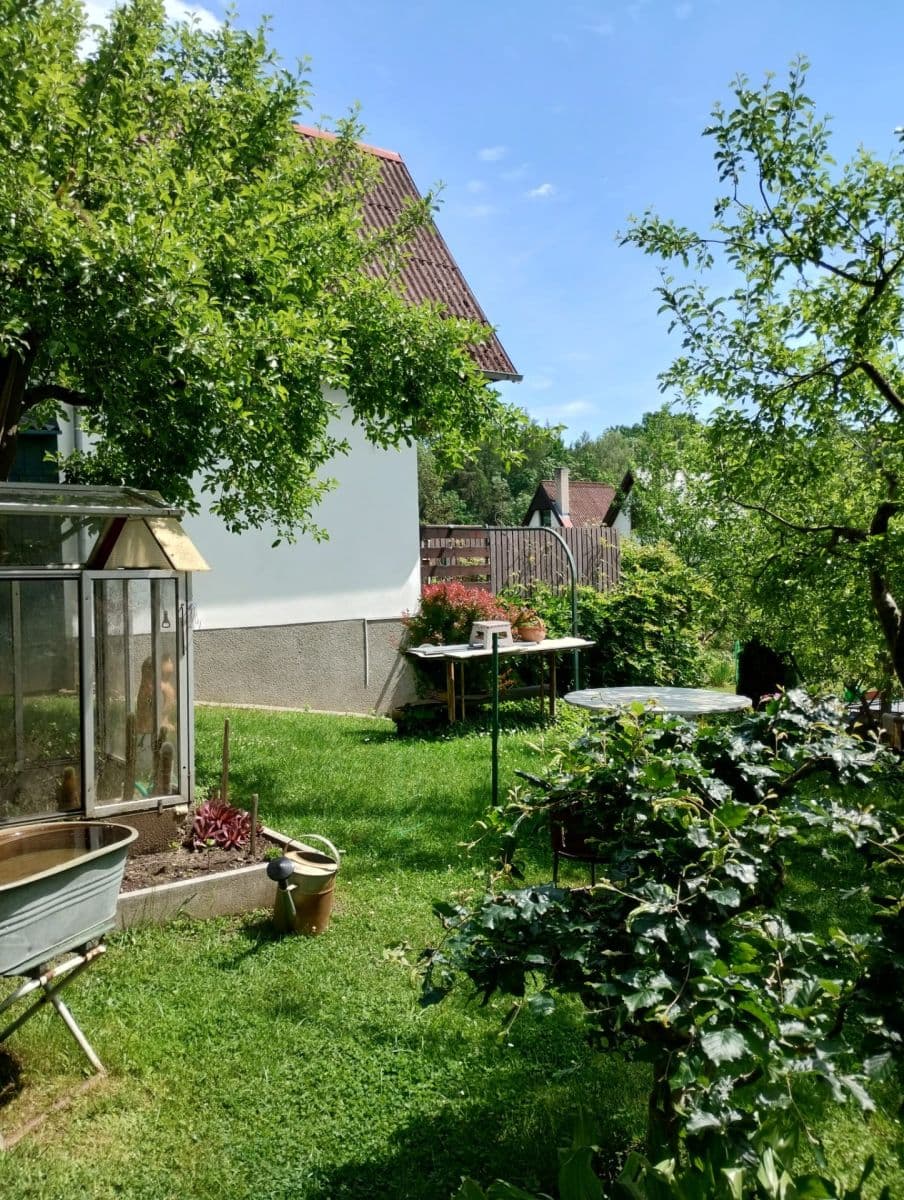 Prodej chaty, chalupy 16 m², pozemek 400 m², Chlum u Třeboně, Jihočeský kraj Prodej chaty, chalupy 16 m², pozemek 400 m², Chlum u Třeboně, Jihočeský kraj