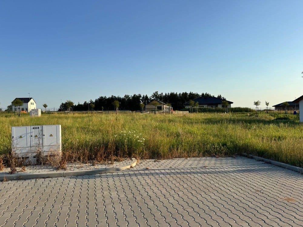 Prodej pozemku 825 m², Chlumec nad Cidlinou, Královéhradecký kraj Prodej pozemku 825 m², Chlumec nad Cidlinou, Královéhradecký kraj