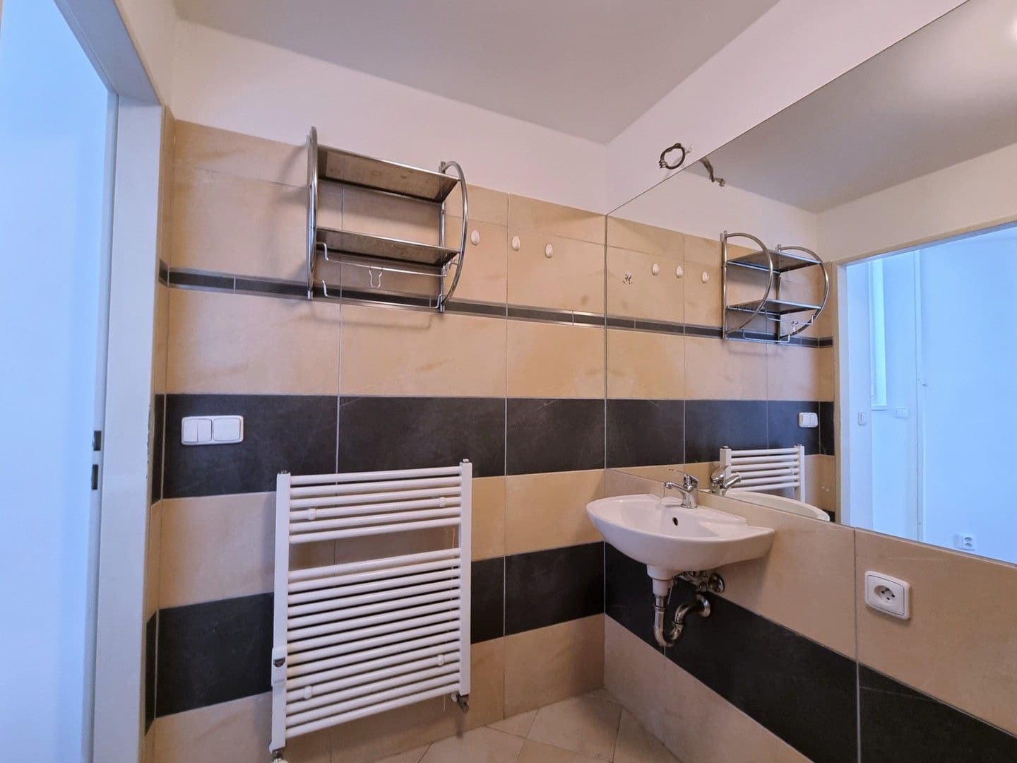 Pronájem bytu 2+kk 45 m², Skloněná, Praha, Praha Pronájem bytu 2+kk 45 m², Skloněná, Praha, Praha
