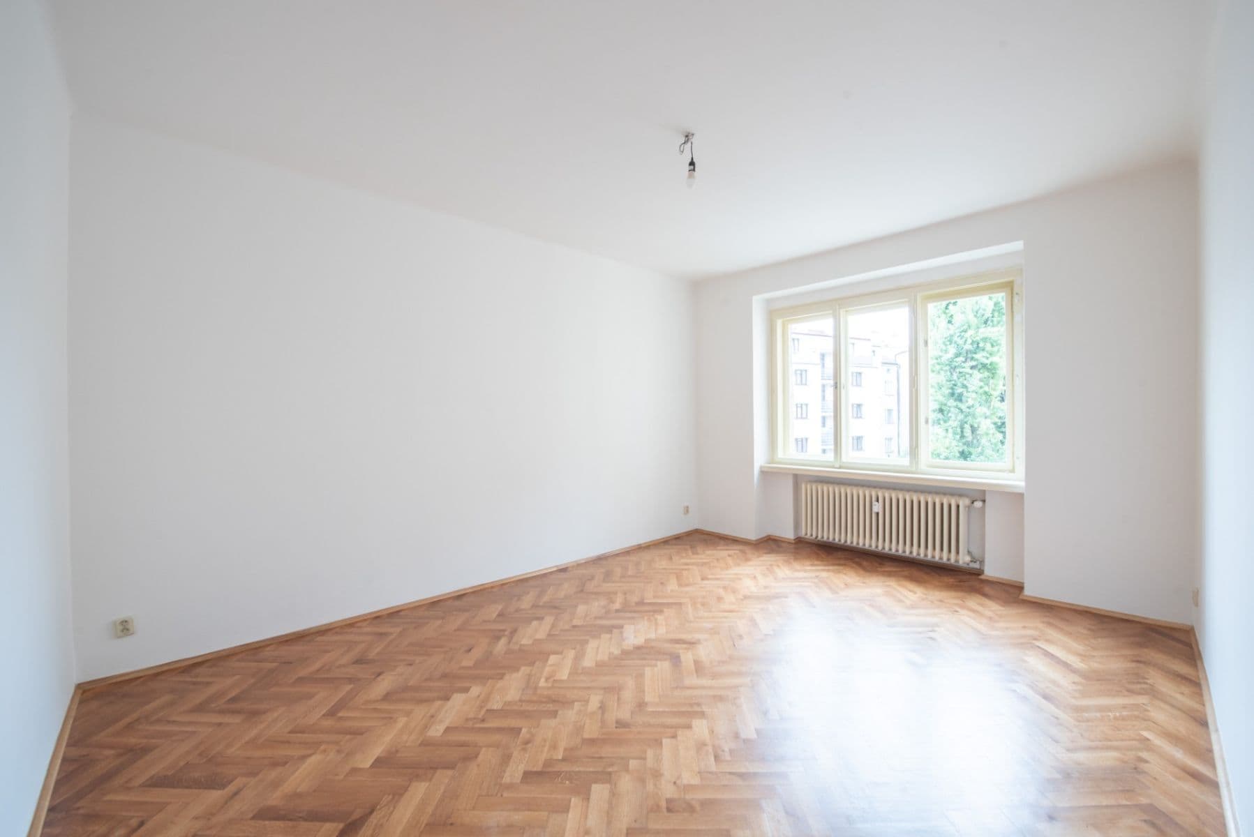 Pronájem bytu 2+1 77 m², Jugoslávských partyzánů, Praha, Praha Pronájem bytu 2+1 77 m², Jugoslávských partyzánů, Praha, Praha