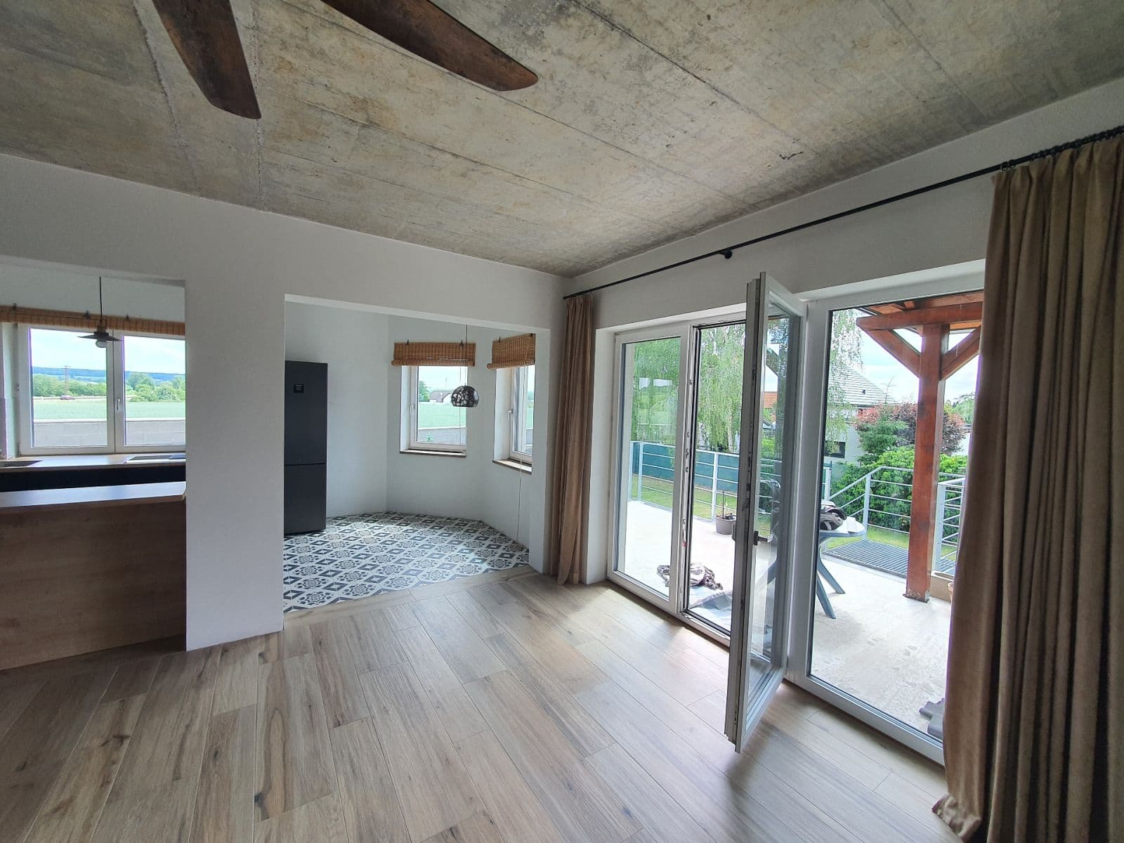 Prodej domu 360 m², pozemek 518 m², Bříství, Středočeský kraj Prodej domu 360 m², pozemek 518 m², Bříství, Středočeský kraj