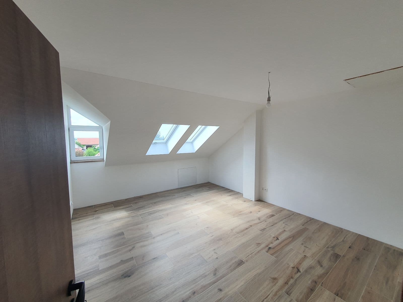 Prodej domu 360 m², pozemek 518 m², Bříství, Středočeský kraj Prodej domu 360 m², pozemek 518 m², Bříství, Středočeský kraj