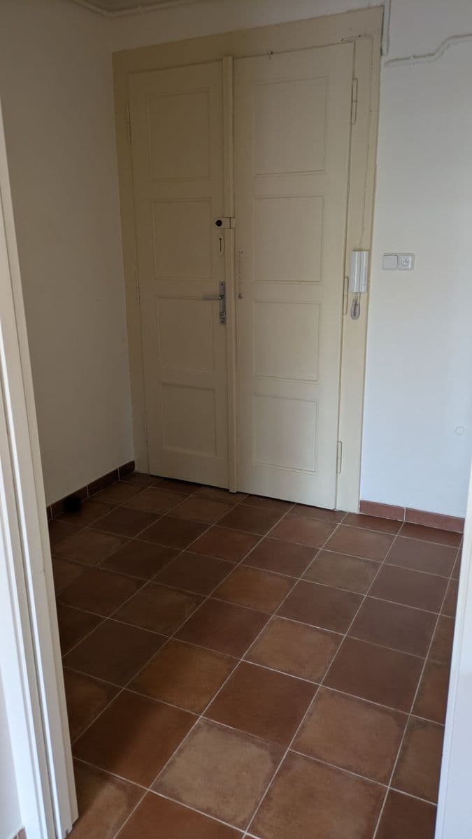 Pronájem bytu 2+kk 64 m², Biskupcova, Praha, Praha Pronájem bytu 2+kk 64 m², Biskupcova, Praha, Praha