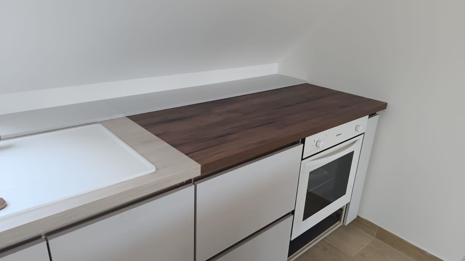 Pronájem bytu 3+kk 89 m², Pod Továrnou, Kaznějov, Plzeňský kraj Pronájem bytu 3+kk 89 m², Pod Továrnou, Kaznějov, Plzeňský kraj