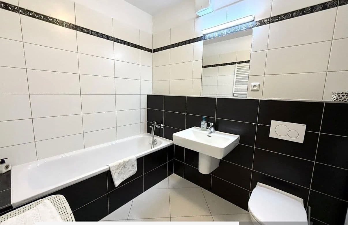 Prodej bytu 2+kk 66 m², Svitákova, Praha, Praha Prodej bytu 2+kk 66 m², Svitákova, Praha, Praha