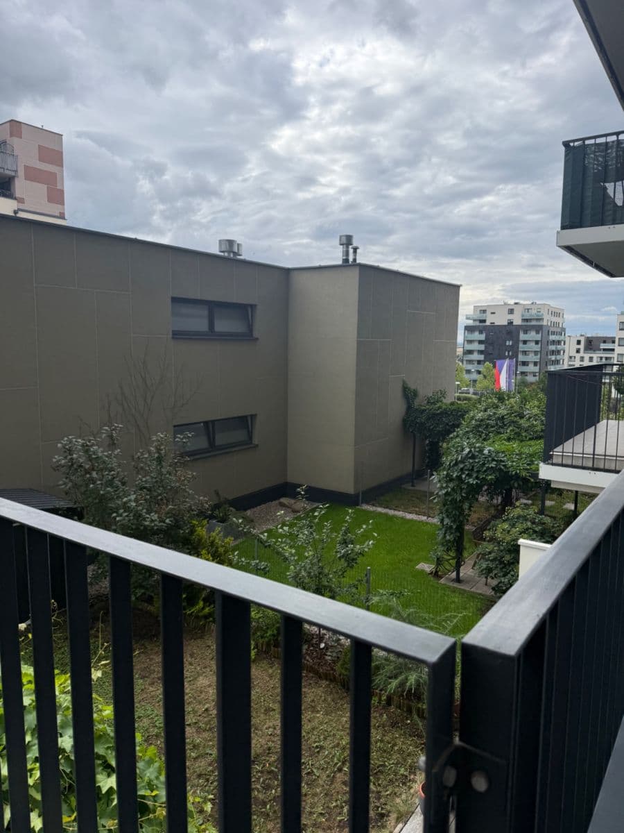 Prodej bytu 2+kk 66 m², Svitákova, Praha, Praha Prodej bytu 2+kk 66 m², Svitákova, Praha, Praha