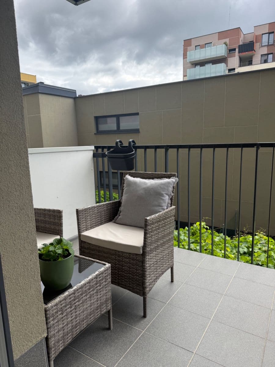 Prodej bytu 2+kk 66 m², Svitákova, Praha, Praha Prodej bytu 2+kk 66 m², Svitákova, Praha, Praha