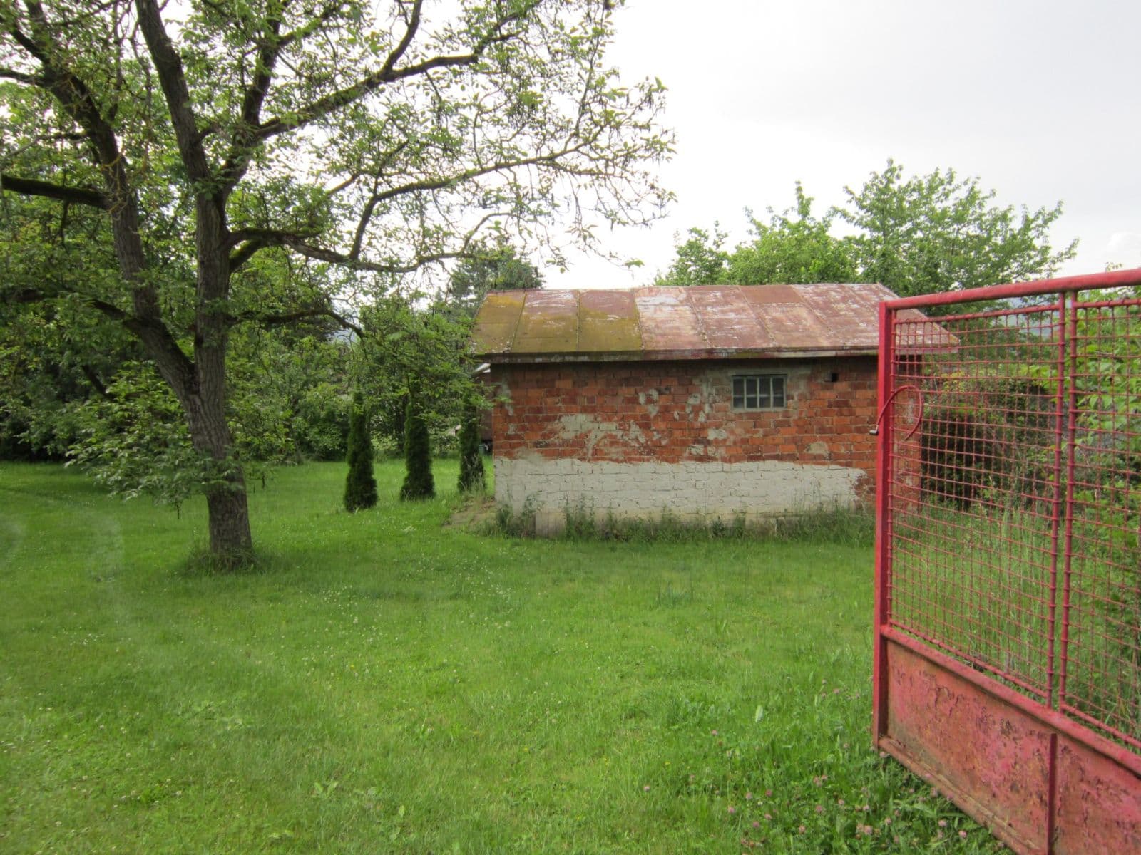 Prodej chaty, chalupy 1.544 m², pozemek 1.545 m², Svinaře, Středočeský kraj Prodej chaty, chalupy 1.544 m², pozemek 1.545 m², Svinaře, Středočeský kraj