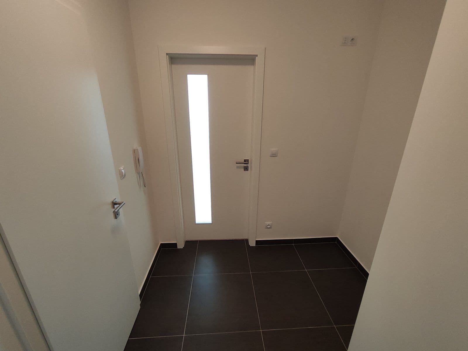 Pronájem bytu 1+kk 38 m², Olgy Havlové, Praha, Praha Pronájem bytu 1+kk 38 m², Olgy Havlové, Praha, Praha