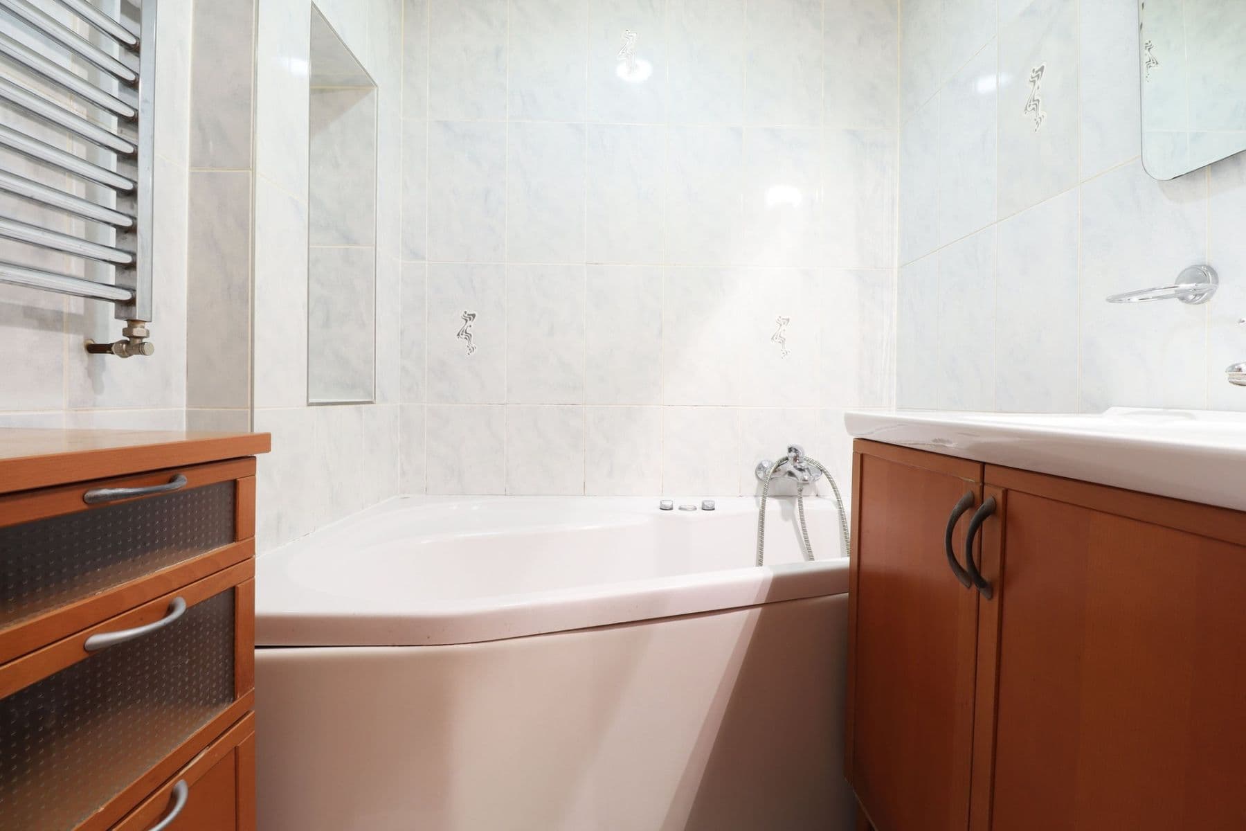 Pronájem bytu 2+kk 78 m², Dělnická, Praha, Praha Pronájem bytu 2+kk 78 m², Dělnická, Praha, Praha