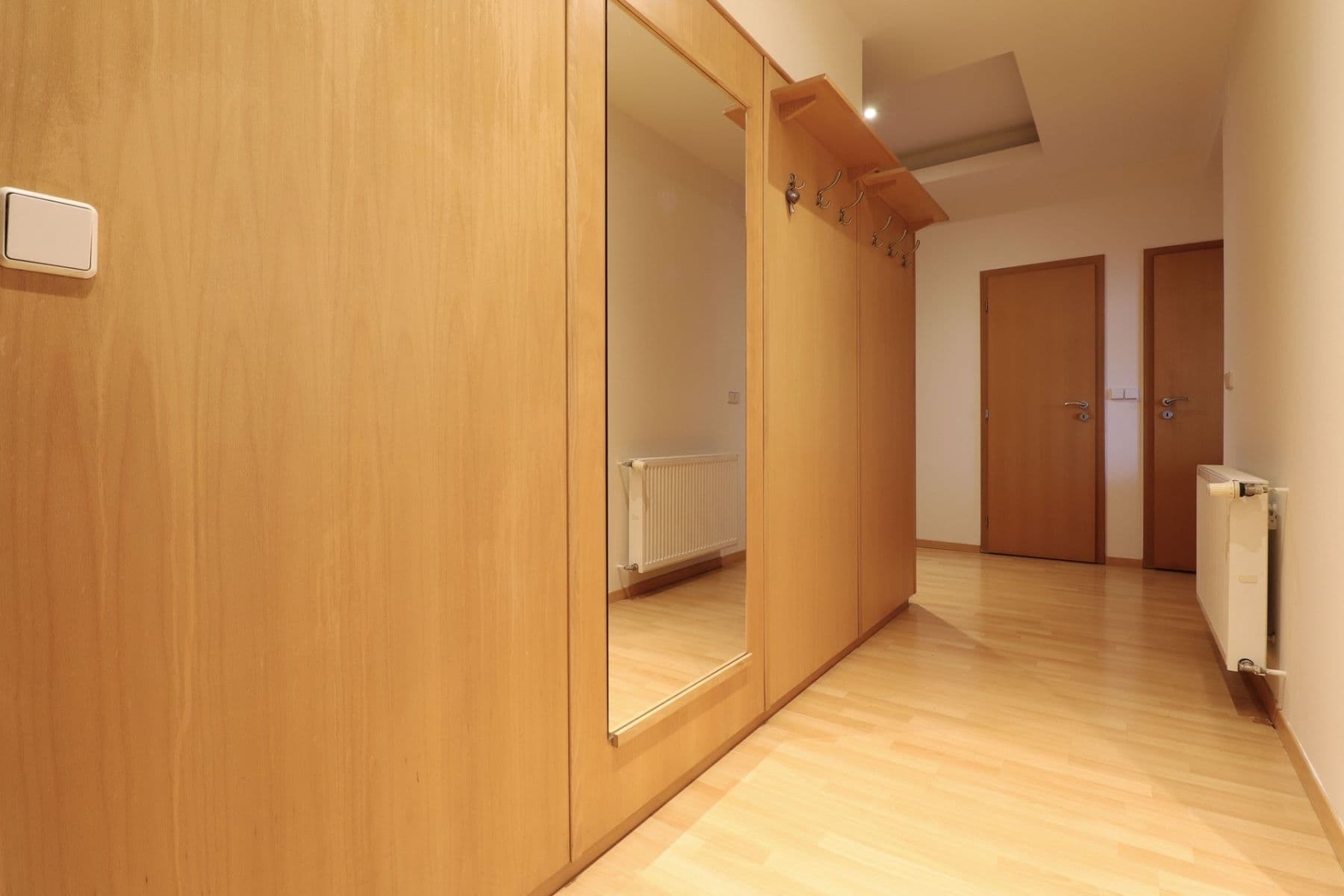 Pronájem bytu 2+kk 78 m², Dělnická, Praha, Praha Pronájem bytu 2+kk 78 m², Dělnická, Praha, Praha