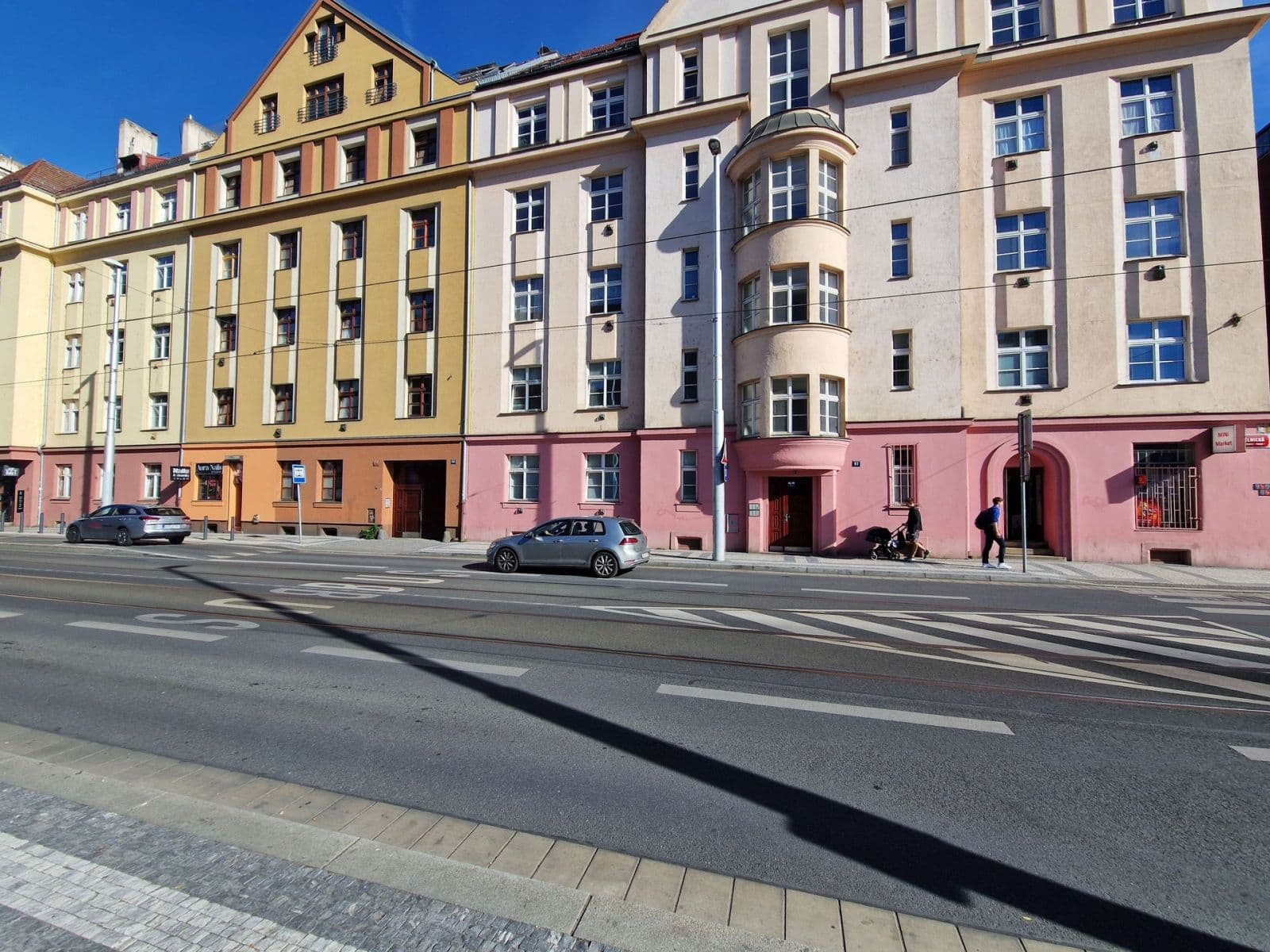 Pronájem bytu 2+kk 78 m², Dělnická, Praha, Praha Pronájem bytu 2+kk 78 m², Dělnická, Praha, Praha