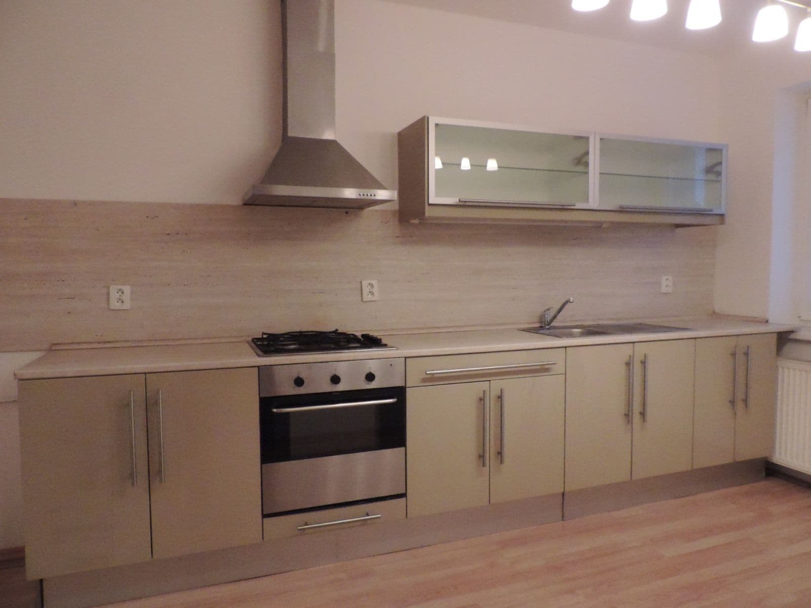 Prodej bytu 2+1 77 m², Bieblova, Ostrava, Moravskoslezský kraj Prodej bytu 2+1 77 m², Bieblova, Ostrava, Moravskoslezský kraj