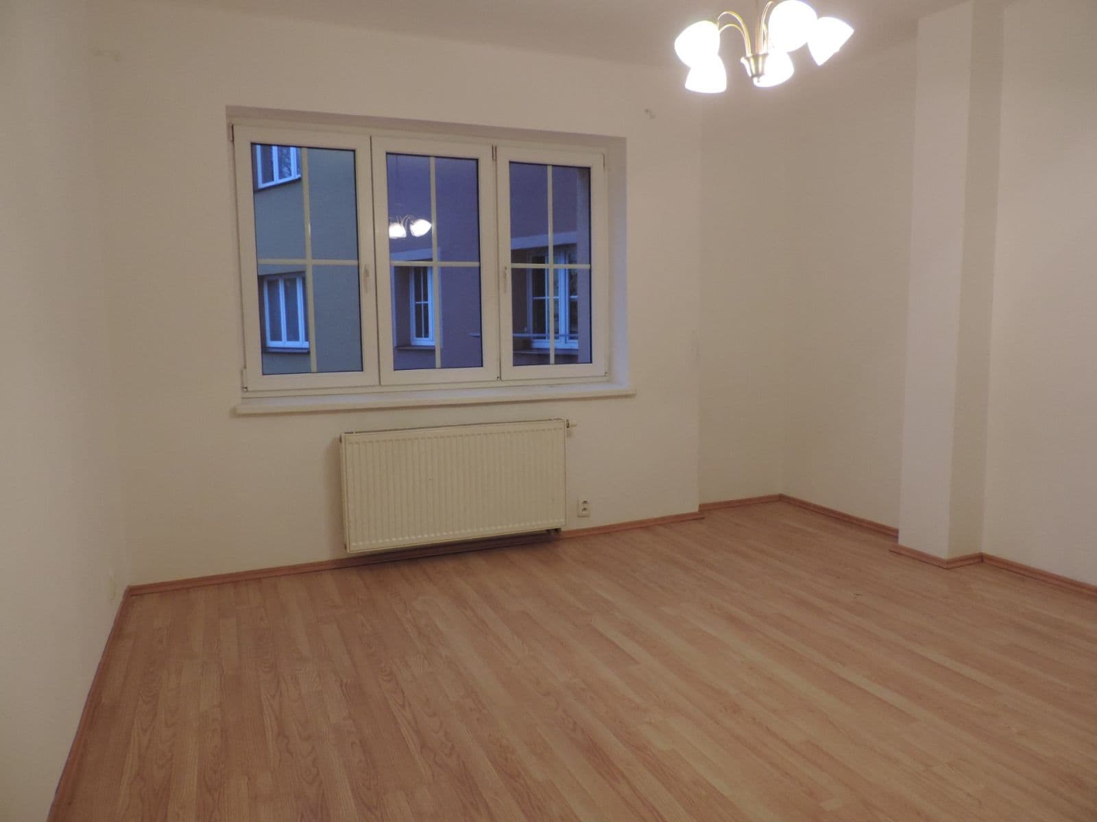 Prodej bytu 2+1 77 m², Bieblova, Ostrava, Moravskoslezský kraj Prodej bytu 2+1 77 m², Bieblova, Ostrava, Moravskoslezský kraj