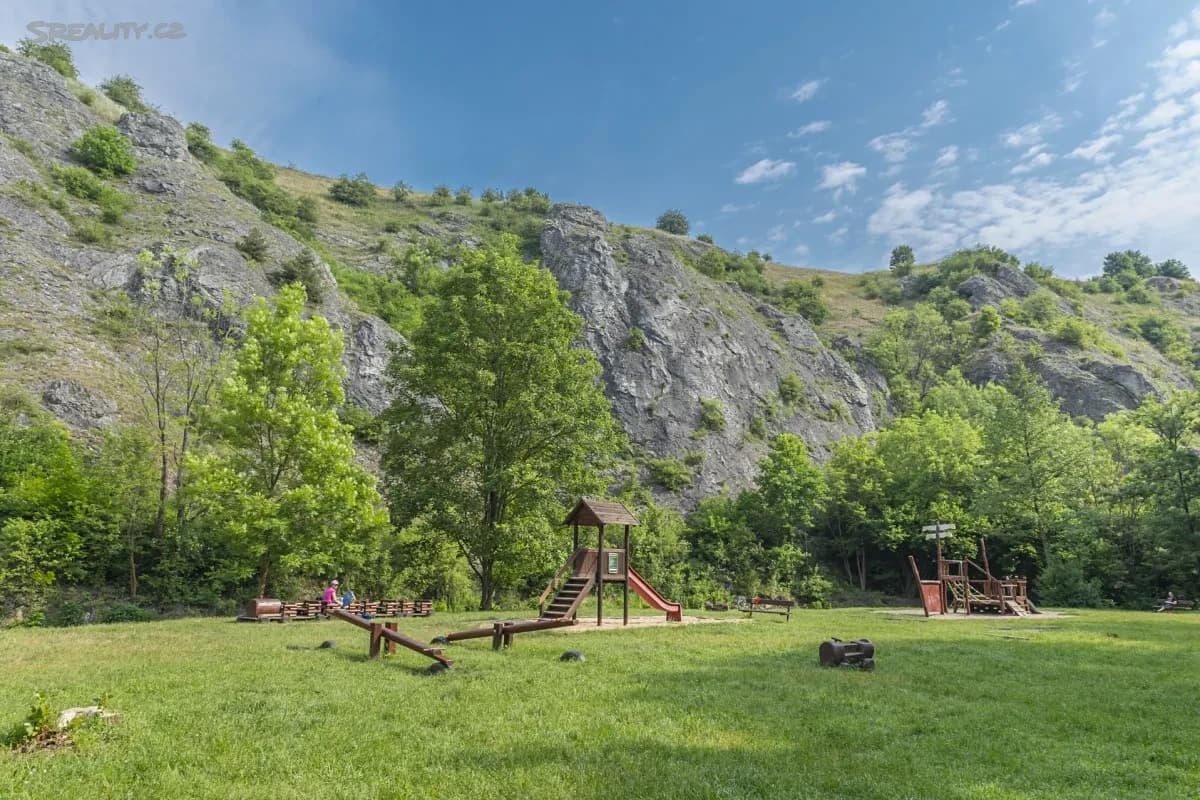 Prodej bytu 2+kk 40 m², Gollové, Praha, Praha Prodej bytu 2+kk 40 m², Gollové, Praha, Praha